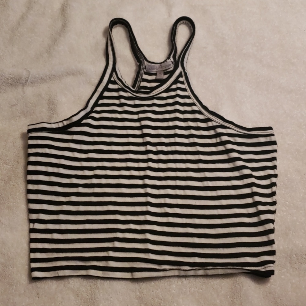 Crop top.
